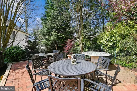 Exterior - 75 Shipwright St, Annapolis, MD 21401 photo 15 of 18