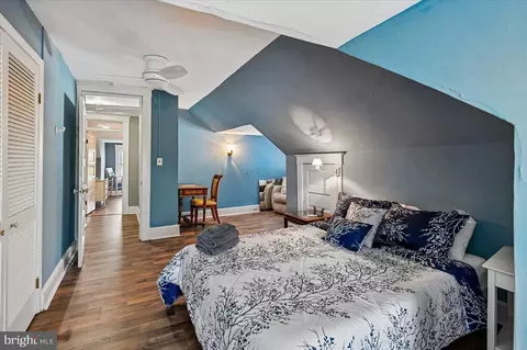 Bedroom - 75 Shipwright St, Annapolis, MD 21401 photo 10 of 11
