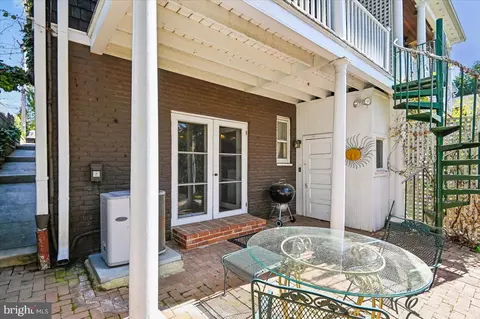 Exterior - 75 Shipwright St, Annapolis, MD 21401 photo 10 of 18