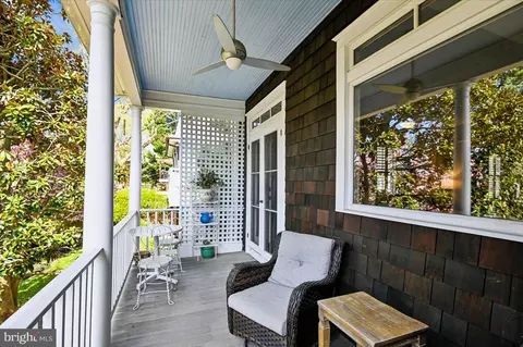 Exterior - 75 Shipwright St, Annapolis, MD 21401 photo 9 of 18