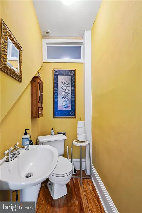 Bath - 75 Shipwright St, Annapolis, MD 21401 photo 1 of 6