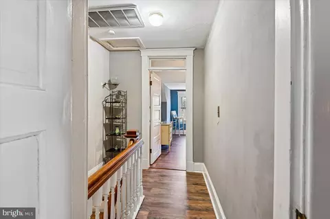 Entry Way - 75 Shipwright St, Annapolis, MD 21401 photo 8 of 10
