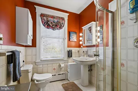 Bath - 75 Shipwright St, Annapolis, MD 21401 photo 3 of 6
