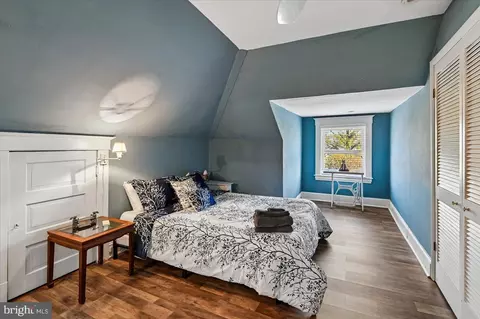 Bedroom - 75 Shipwright St, Annapolis, MD 21401 photo 9 of 11