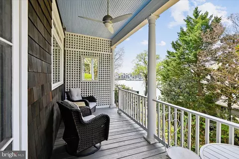 Exterior - 75 Shipwright St, Annapolis, MD 21401 photo 7 of 18