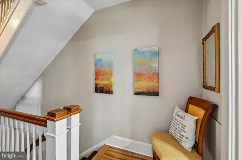 Entry Way - 75 Shipwright St, Annapolis, MD 21401 photo 4 of 10