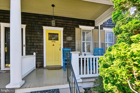 Exterior - 75 Shipwright St, Annapolis, MD 21401 photo 3 of 18