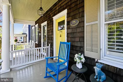 Exterior - 75 Shipwright St, Annapolis, MD 21401 photo 4 of 18