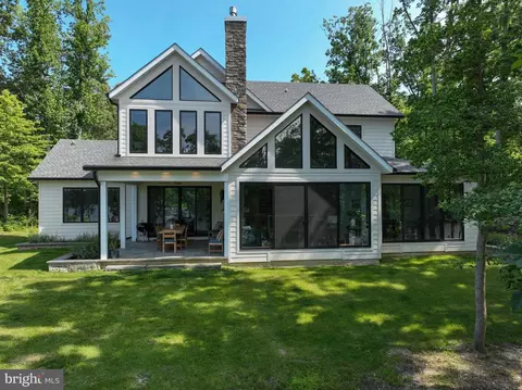 Exterior - 188 Southdown Rd, Edgewater, MD 21037 photo 9 of 14