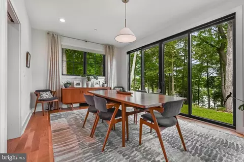 Dining - 188 Southdown Rd, Edgewater, MD 21037 photo 2 of 3