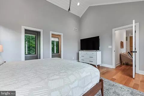 Bedroom - 188 Southdown Rd, Edgewater, MD 21037 photo 3 of 11