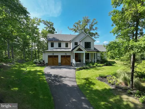 Exterior - 188 Southdown Rd, Edgewater, MD 21037 photo 12 of 14