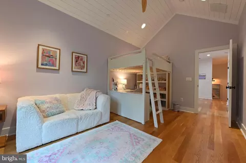 Bedroom - 188 Southdown Rd, Edgewater, MD 21037 photo 7 of 11