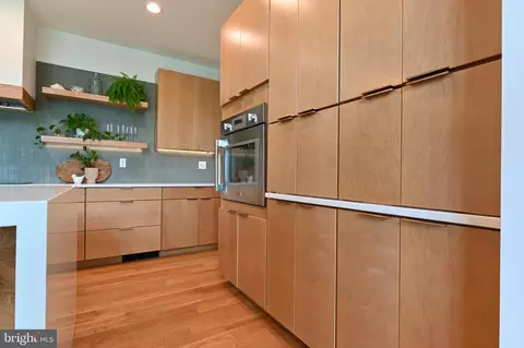 Kitchen - 188 Southdown Rd, Edgewater, MD 21037 photo 6 of 6