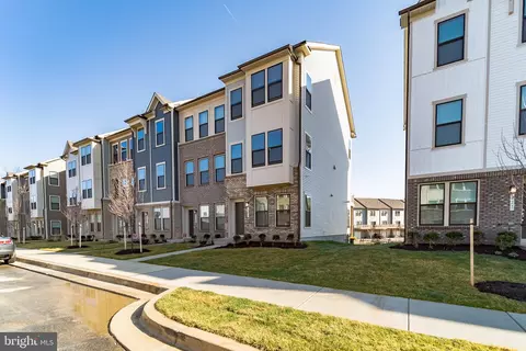 Exterior - 221 Narrowleaf Way, Laurel, MD 20724 photo 1 of 2