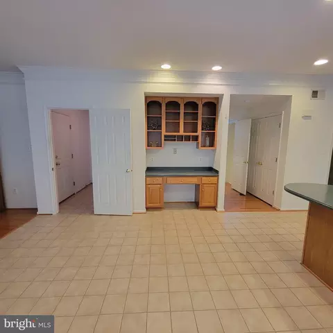 Entry Way - 811 Lamoka Dr, Odenton, MD 21113 photo 2 of 6