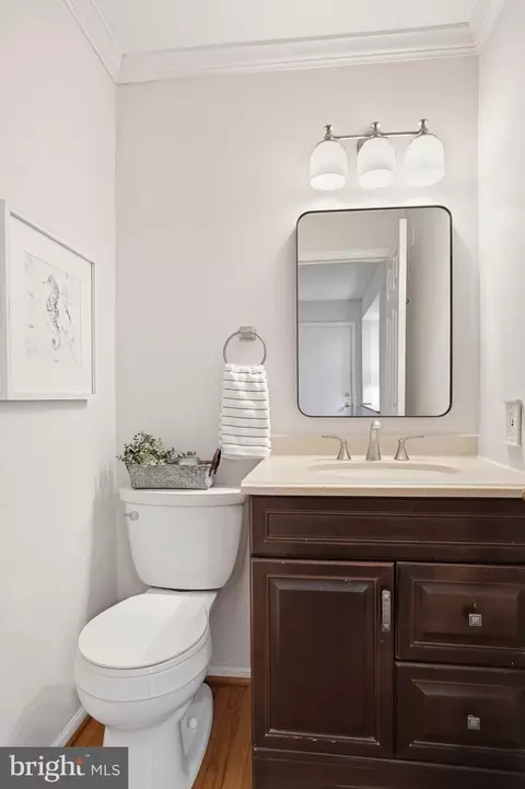 Bath - 289 College Manor Dr, Arnold, MD 21012 photo 1 of 4