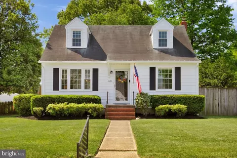 601 Forest View Rd, Linthicum Heights, MD 21090
