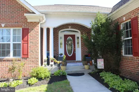 Exterior - 4346 Mountain Rd, Pasadena, MD 21122 photo 1 of 5
