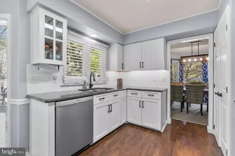 Kitchen - 3538 Forest Haven Dr, Laurel, MD 20724 photo 5 of 7