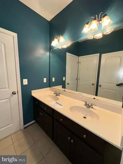 Bath - 8156 Ridgely Loop, Severn, MD 21144 photo 6 of 7