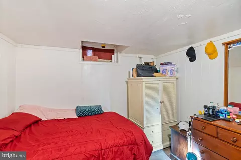 Bedroom - 942 1st St, Baltimore, MD 21225 photo 2 of 8