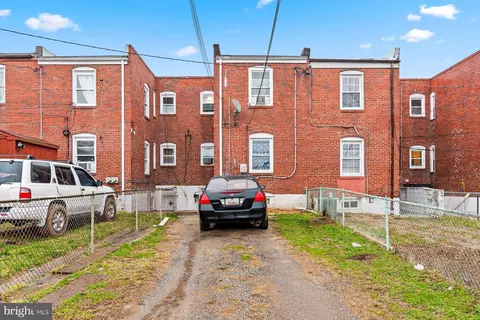 Exterior - 942 1st St, Baltimore, MD 21225 photo 3 of 3