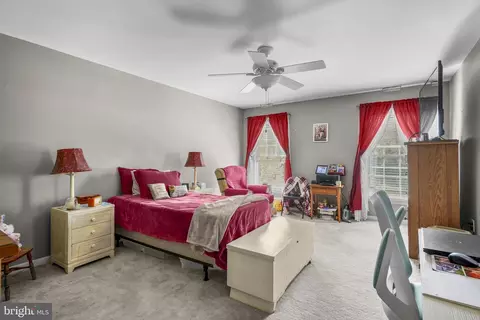 Bedroom - 615 Mann Rd, Deale, MD 20751 photo 1 of 4