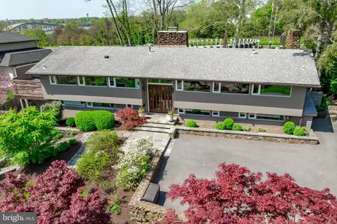 Exterior - 1924 Thomas Dr, Annapolis, MD 21409 photo 4 of 7