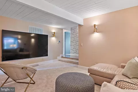 Other - 1924 Thomas Dr, Annapolis, MD 21409 photo 13 of 18