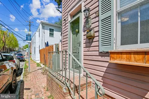Exterior - 38 Cathedral St, Annapolis, MD 21401 photo 2 of 7