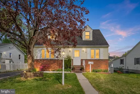 222 Chelsea Rd, Pasadena, MD 21122