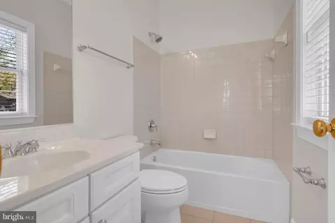 Bath - 119 Mulberry Ct, Edgewater, MD 21037 photo 1 of 6