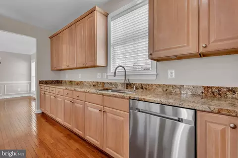 Kitchen - 119 Mulberry Ct, Edgewater, MD 21037 photo 5 of 5