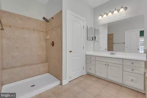 Bath - 119 Mulberry Ct, Edgewater, MD 21037 photo 6 of 6