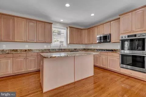 Kitchen - 119 Mulberry Ct, Edgewater, MD 21037 photo 2 of 5