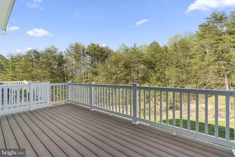 Exterior - 103 Spring Gate Ln, Pasadena, MD 21122 photo 2 of 2