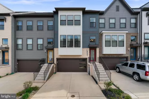 813 Teacher Mitchell Rd, Glen Burnie, MD 21060