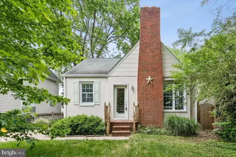 Exterior - 76 Summerfield Dr, Annapolis, MD 21403 photo 2 of 9