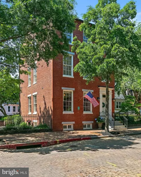 16 Maryland Ave, Annapolis, MD 21401