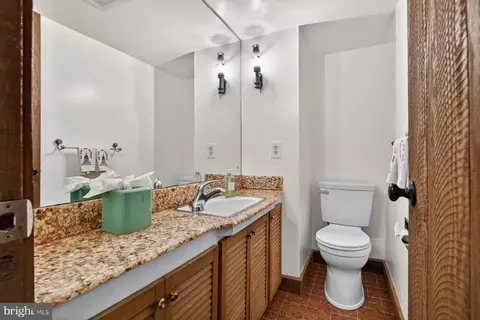 Bath - 508 Epping Forest Rd, Annapolis, MD 21401 photo 4 of 5