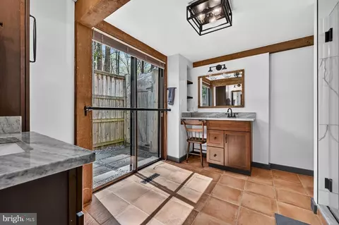 Bath - 508 Epping Forest Rd, Annapolis, MD 21401 photo 3 of 5
