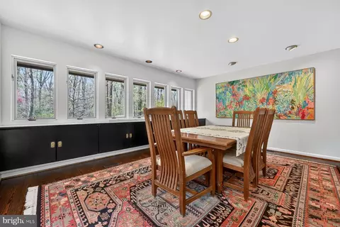 Dining - 508 Epping Forest Rd, Annapolis, MD 21401 photo 2 of 3