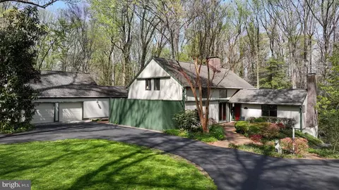 Exterior - 508 Epping Forest Rd, Annapolis, MD 21401 photo 2 of 20