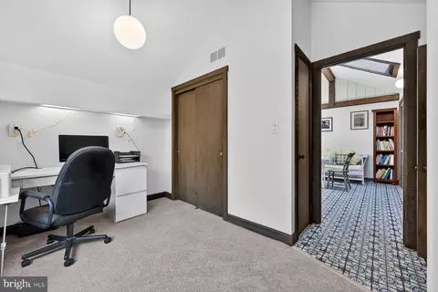 Entry Way - 508 Epping Forest Rd, Annapolis, MD 21401 photo 5 of 8