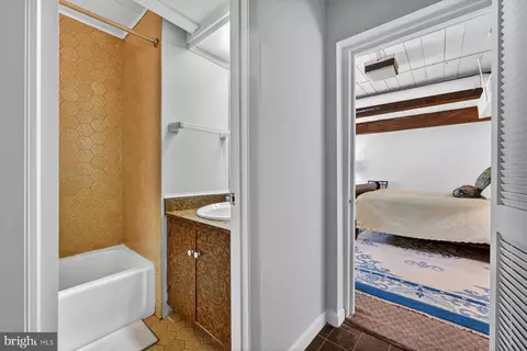 Entry Way - 508 Epping Forest Rd, Annapolis, MD 21401 photo 7 of 8