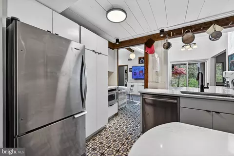 Kitchen - 508 Epping Forest Rd, Annapolis, MD 21401 photo 4 of 4