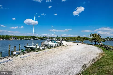 520 Harbor Dr, Annapolis, MD 21403