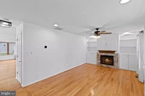 Living - 3530 Shady Dr, Edgewater, MD 21037 photo 1 of 5