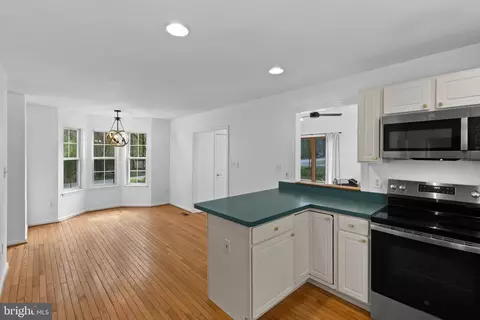 Other - 3530 Shady Dr, Edgewater, MD 21037 photo 4 of 9